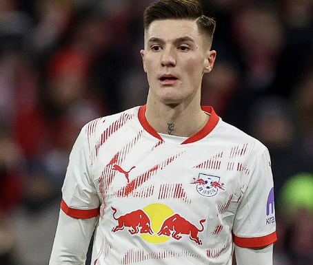 萨哈建言舍什科：效仿伊布气场，深耕英超赛场